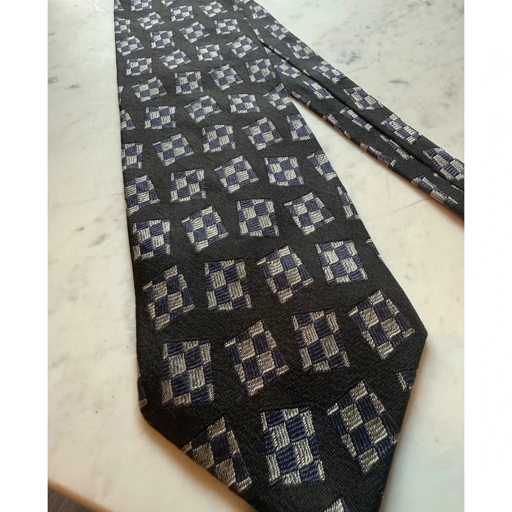 Giorgio Armani Cravatte Mens Silk Tie Made in Italy Geometric Black Grey Blue